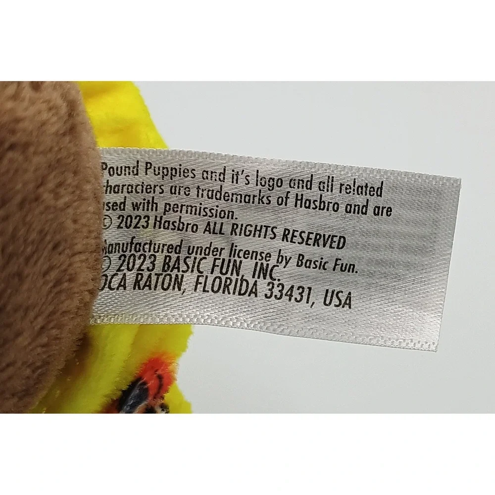 7" 2023 HASBRO Basic Fun DARK BROWN Plush Pound Puppies PUPPY w/ Diaper 7 - Picture 5 of 5